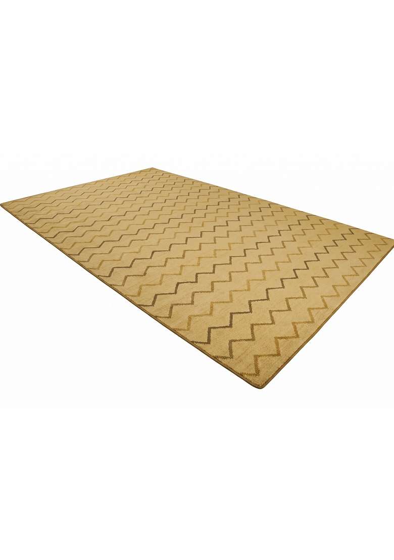 Saffron Rugs Handmade Wool Dhurrie Flat Weave Rectangular Rug – Golden Beige Contemporary Chevron Kilim Style Carpet for Bedroom - Indya
