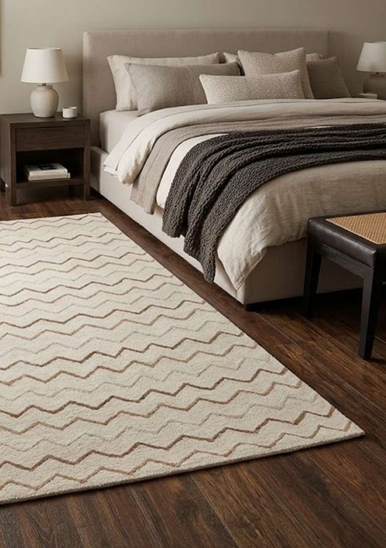 Saffron Rugs Handmade Wool Dhurrie Flat Weave Rectangular Rug – Ivory Cream Contemporary Chevron Kilim Style Carpet for Bedroom - Indya