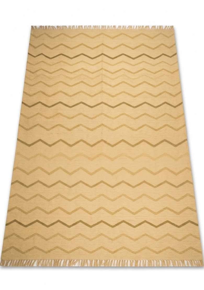 Saffron Rugs Handmade Wool Dhurrie Flat Weave Rectangular Rug – Golden Yellow Boho Chevron Kilim Style Carpet for Living Room - Indya