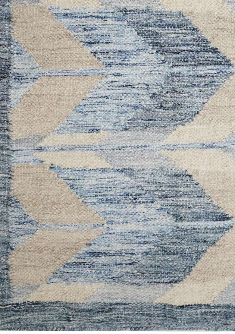 Saffron Rugs Handmade Wool Dhurrie Flat Weave Rectangular Rug – Blue Grey Beige Contemporary Chevron Kilim Style Carpet for Living Room - Indya