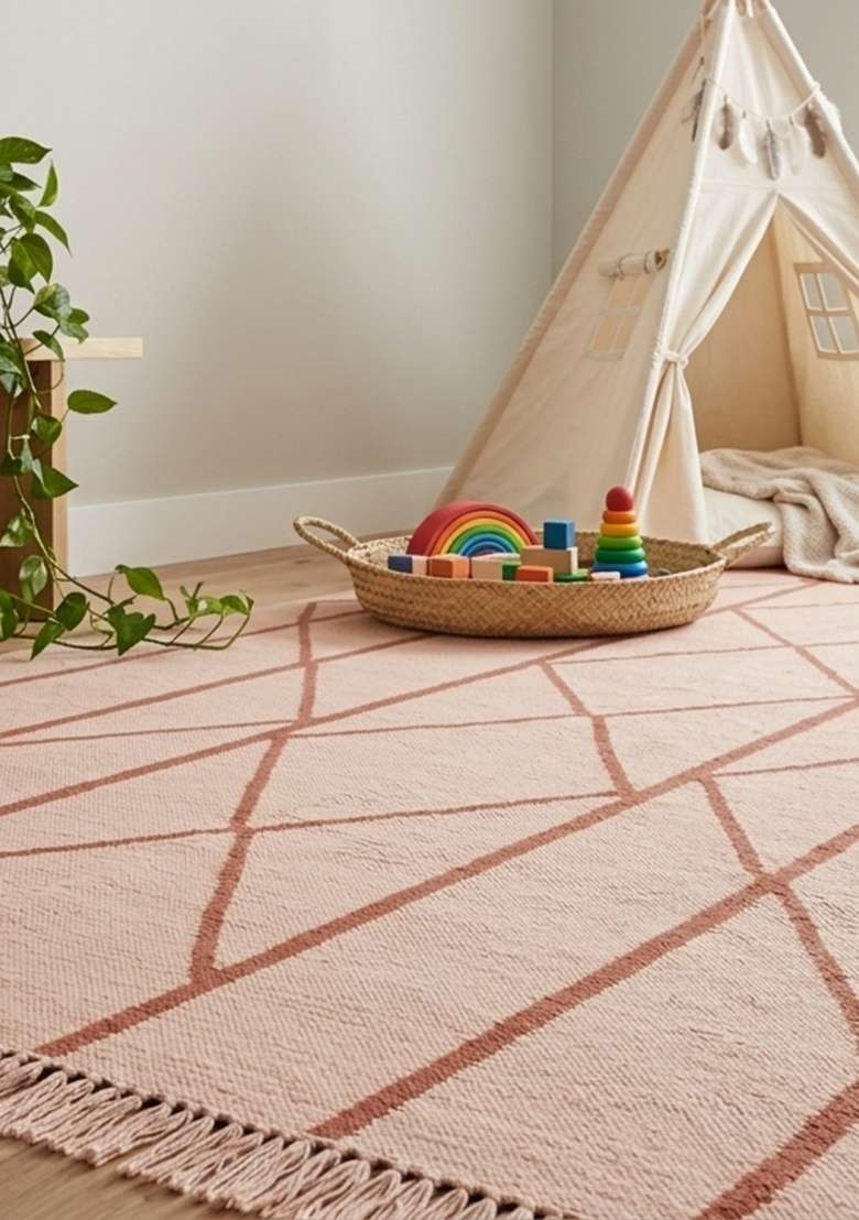 Saffron Rugs Handmade Wool Dhurrie Flat Weave Rectangular Rug – Blush Pink Moroccan Geometric Kilim Style Carpet for Living Room - Indya