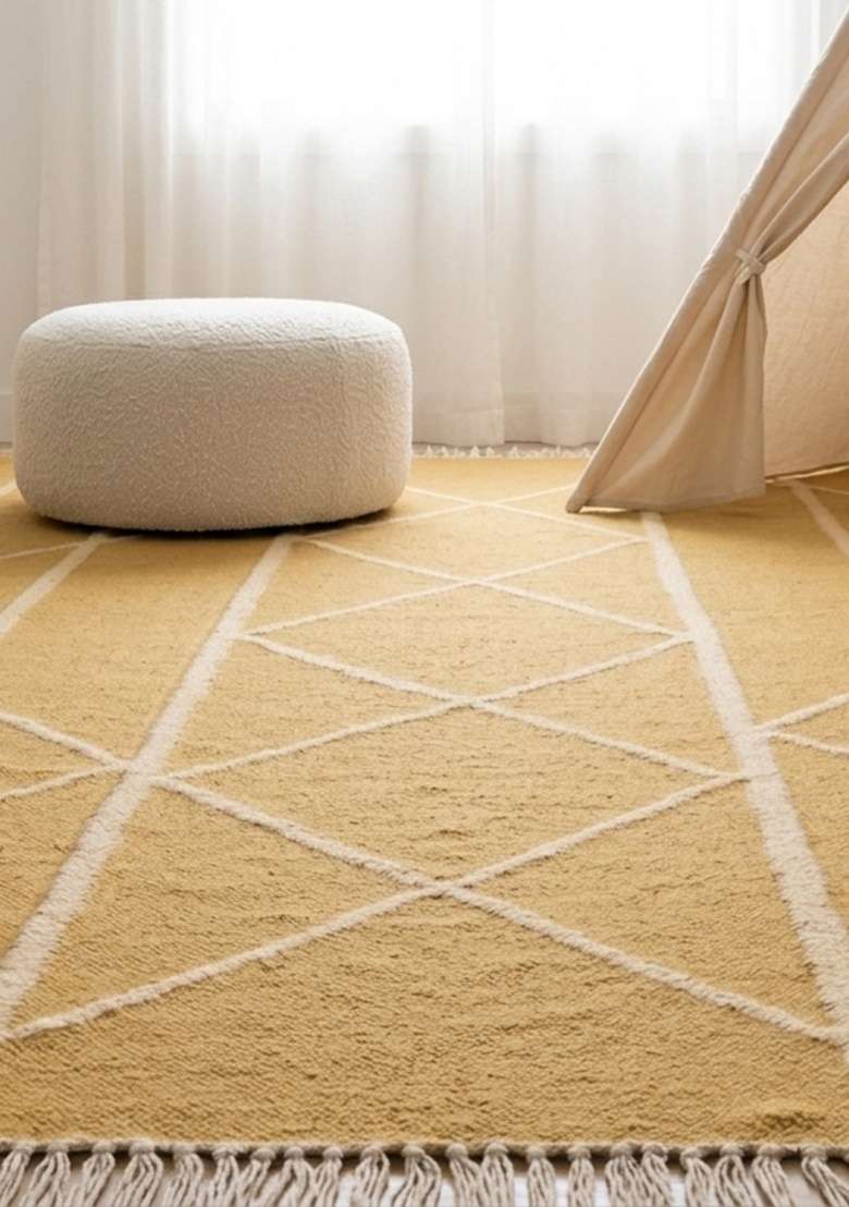 Saffron Rugs Handmade Wool Dhurrie Flat Weave Rectangular Rug – Mustard Yellow Moroccan Geometric Kilim Style Carpet for Living Room - Indya