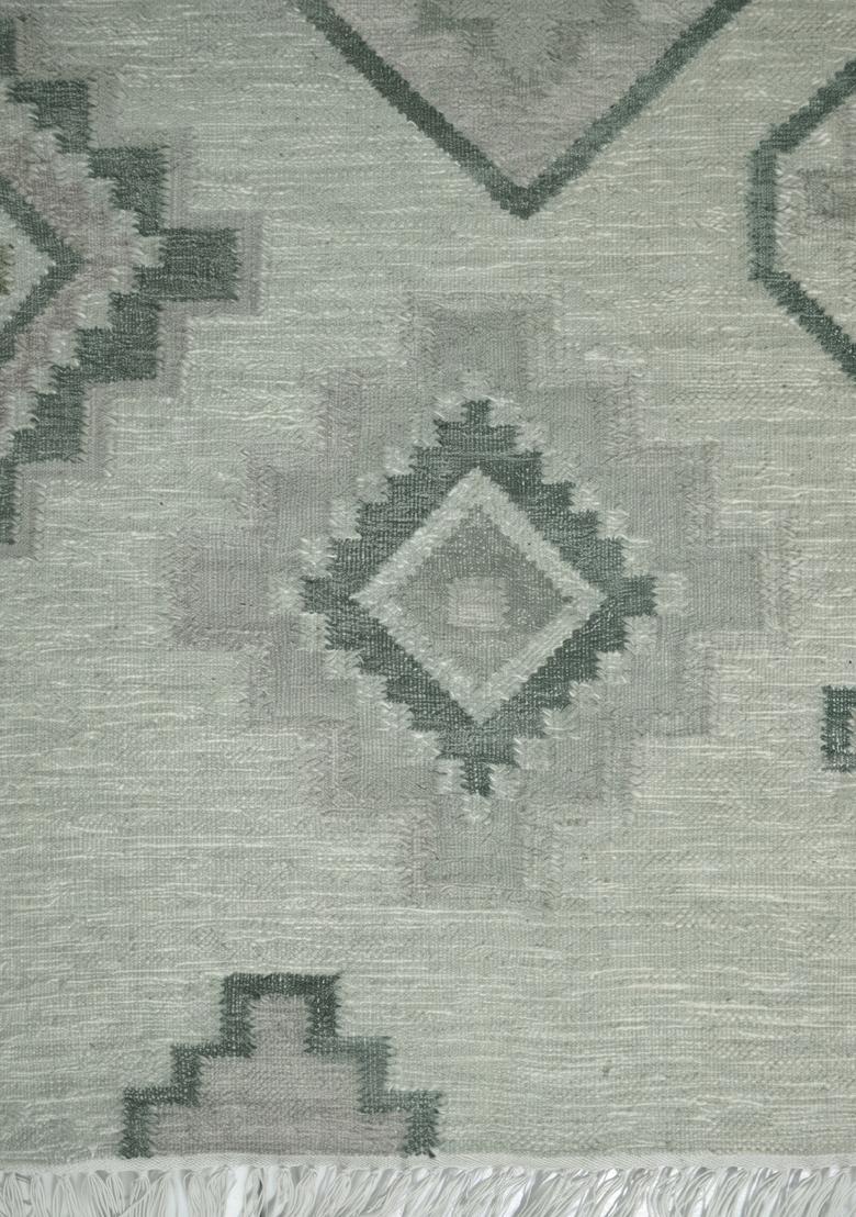 Saffron Rugs Flat Woven Sage Green  Bohemian Rectangular Wool Area Rug - Indya