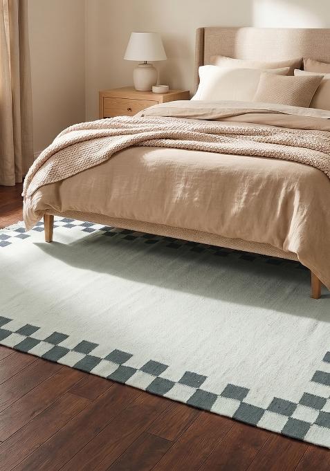 Saffron Rugs Flat Woven Off-White Checkered Contemporary Rectangular Wool Area Rug
