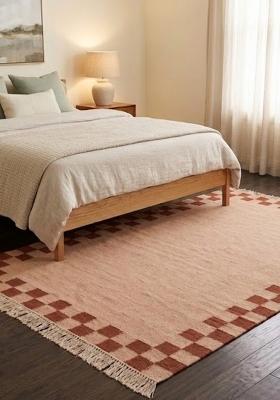 Saffron Rugs Flat Woven Blush Pink Checkered Contemporary Rectangular Wool Area Rug