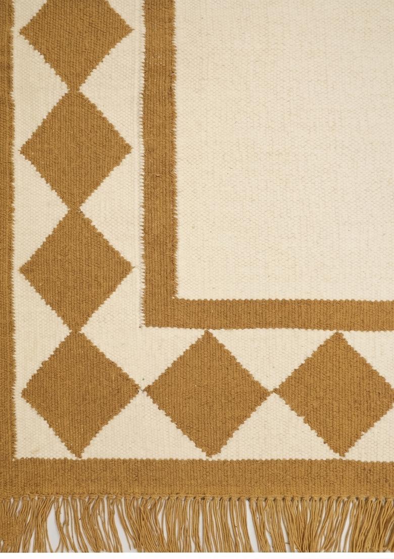 Saffron Rugs Flat Woven Gold Cream Checkered Coastal Rectangular Wool Area Rug - Indya