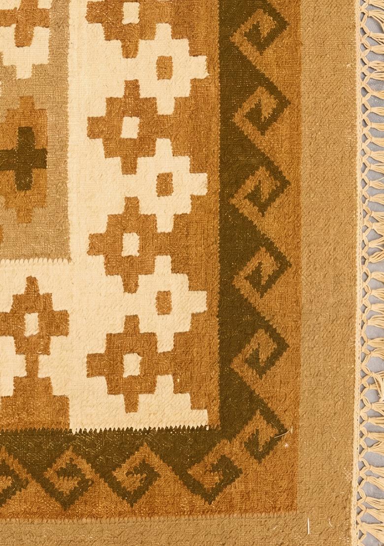 Saffron Rugs Flat Woven Golden Tan Geometric Bohemian Rectangular Wool Area Rug - Indya