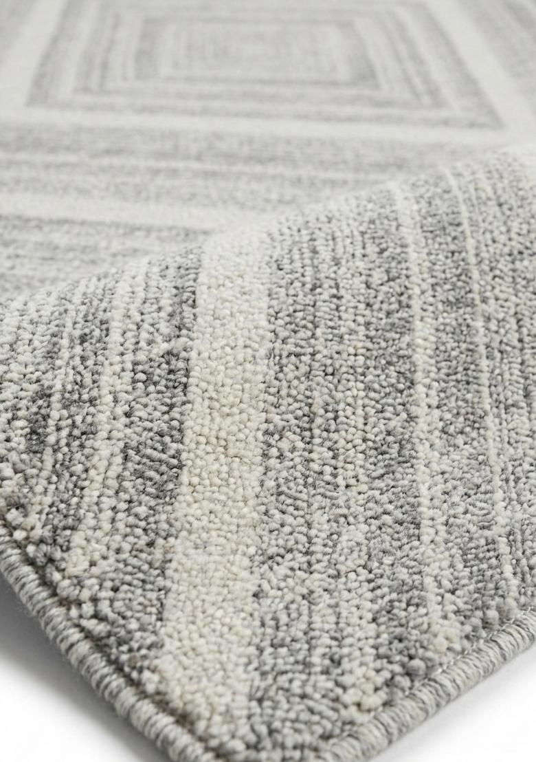 Saffron Rugs Hand Tufted Light Grey Geometric Modern Rectangular Wool Area Rug - Indya