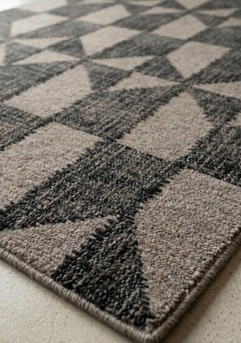 Saffron Rugs Hand Tufted Grey Geometric Contemporary Rectangular Wool Area Rug - Indya