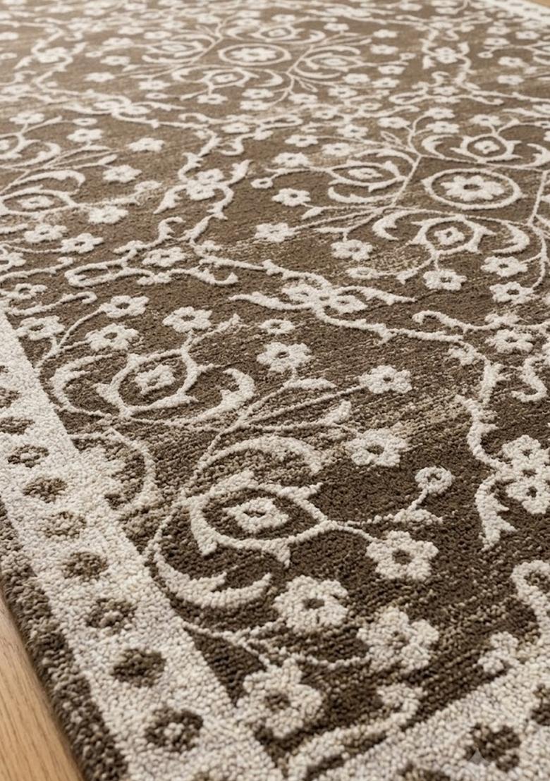 Saffron Rugs Hand Tufted Brown Floral Transitional Rectangular Wool Area Rug - Indya