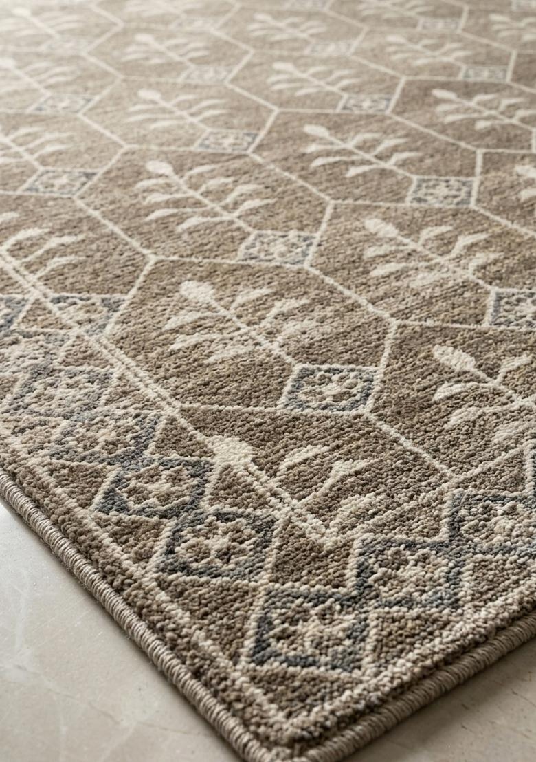 Saffron Rugs Hand Tufted Warm Taupe Trellis Transitional Rectangular Wool Area Rug - Indya