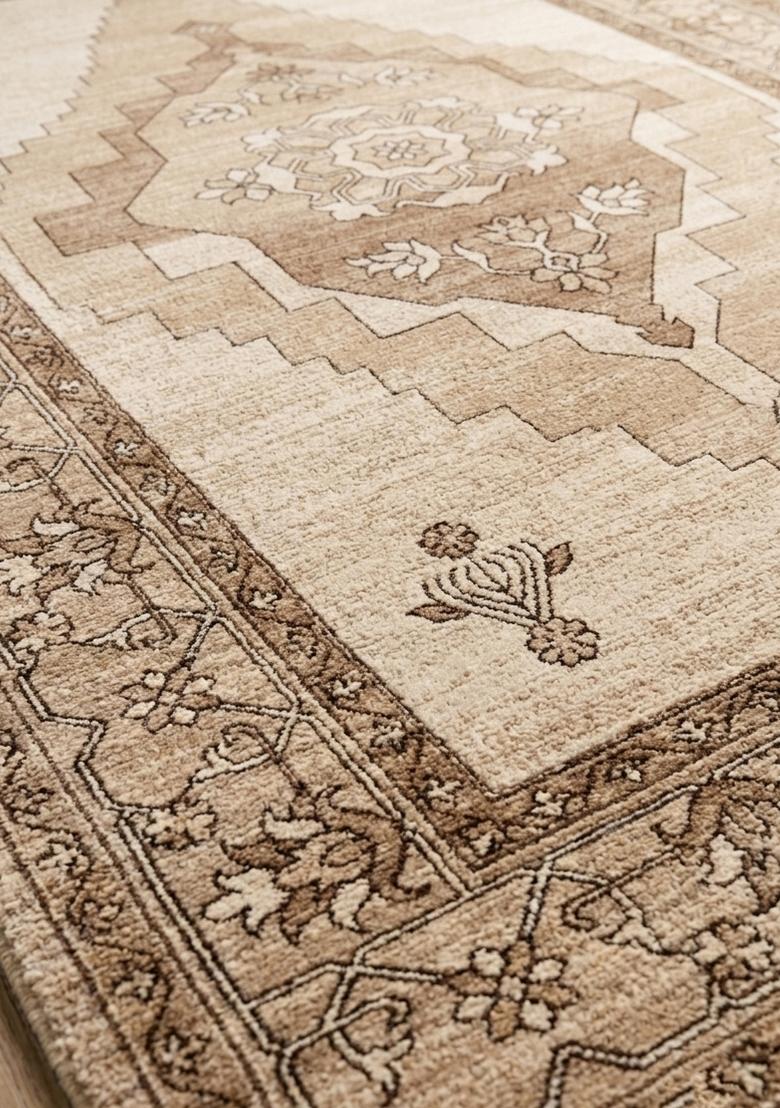 Saffron Rugs Hand Tufted Beige Geometric Oriental Rectangular Wool Area Rug - Indya