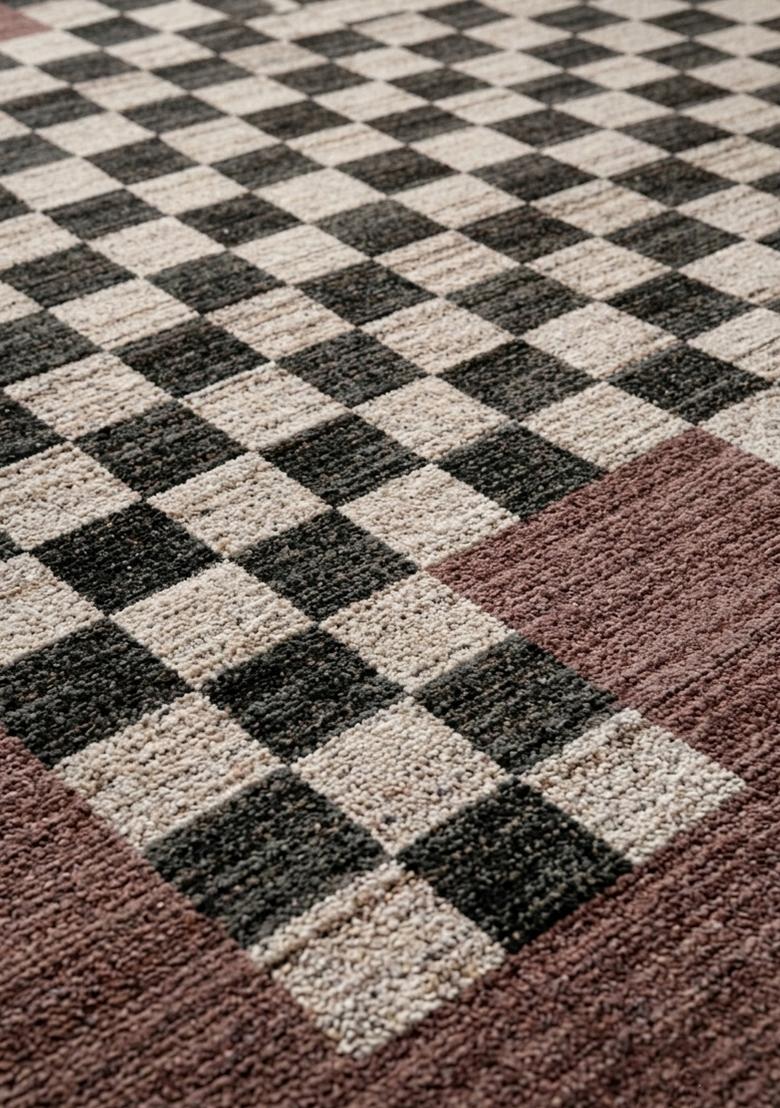 Saffron Rugs Hand Tufted Black Cream Mauve Checkered Transitional Rectangular Wool Area Rug - Indya