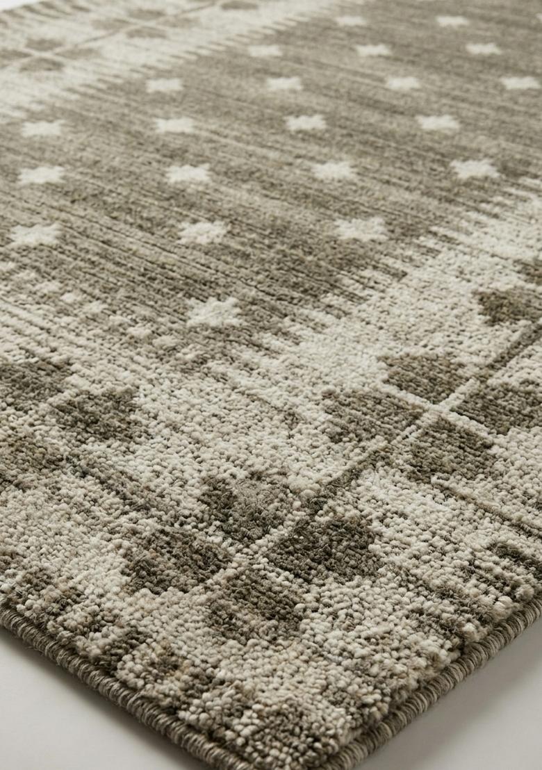 Saffron Rugs Hand Tufted Olive Green Geometric Moroccan Rectangular Wool Area Rug - Indya
