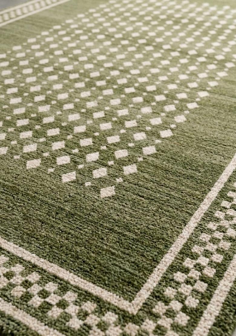 Saffron Rugs Hand Tufted Sage Green Geometric Transitional Rectangular Wool Area Rug - Indya