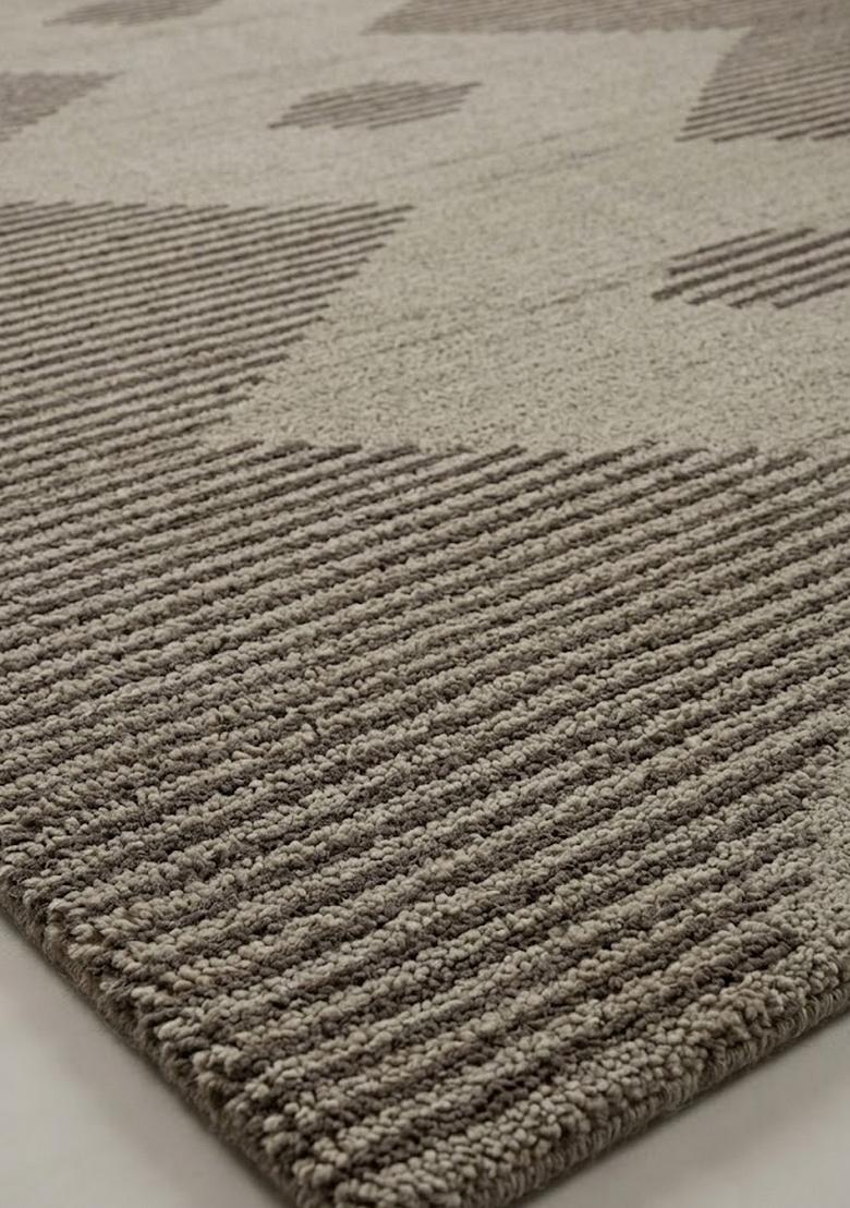 Saffron Rugs Hand Tufted Grey Geometric Contemporary Rectangular Wool Area Rug - Indya