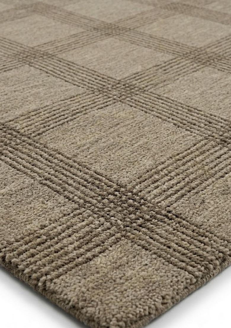 Saffron Rugs Hand Tufted Taupe Beige Plaid Transitional Rectangular Wool Area Rug - Indya