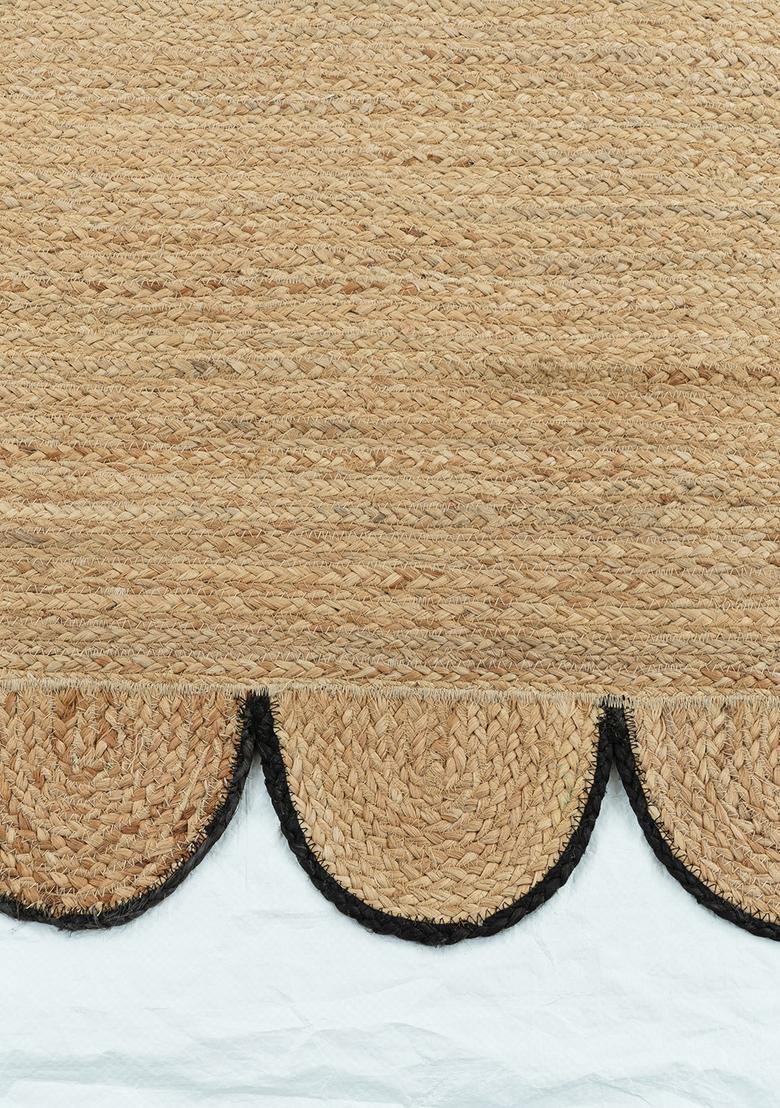 Saffron Rugs Flat Woven Natural Beige  Boho Scalloped Wool Area Rug - Indya