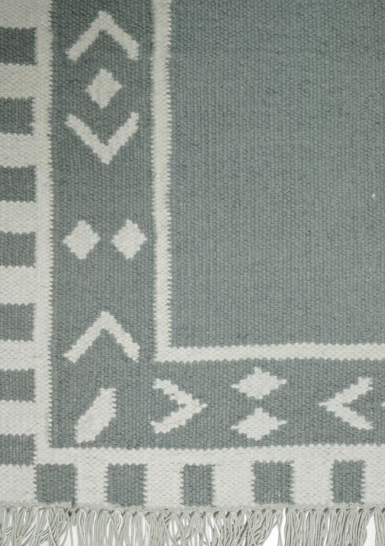 Saffron Rugs Flat Woven Sage Green Geometric Bohemian Rectangular Wool Area Rug - Indya