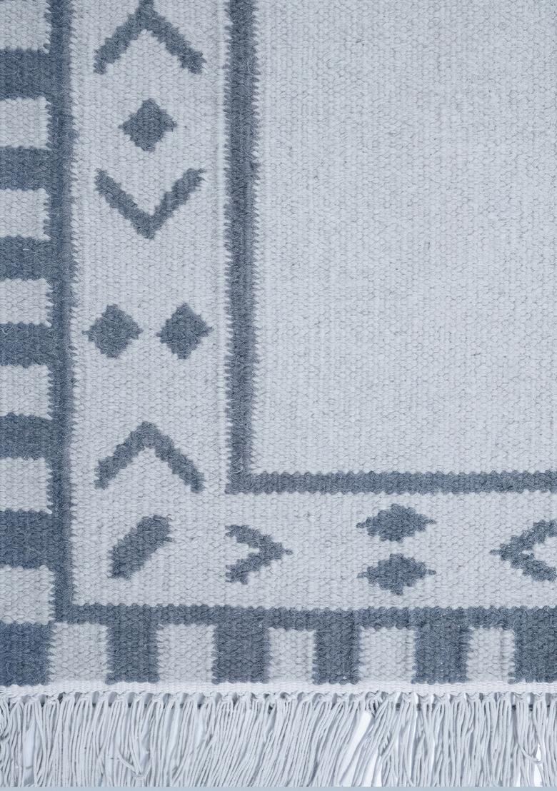 Saffron Rugs Flat Woven Light Blue Geometric Bohemian Rectangular Wool Area Rug - Indya