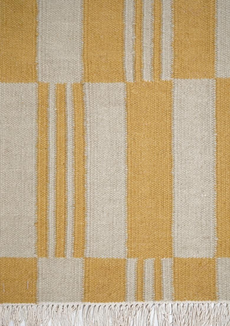 Saffron Rugs Flat Woven Mustard Checkered Scandinavian Rectangular Wool Area Rug - Indya