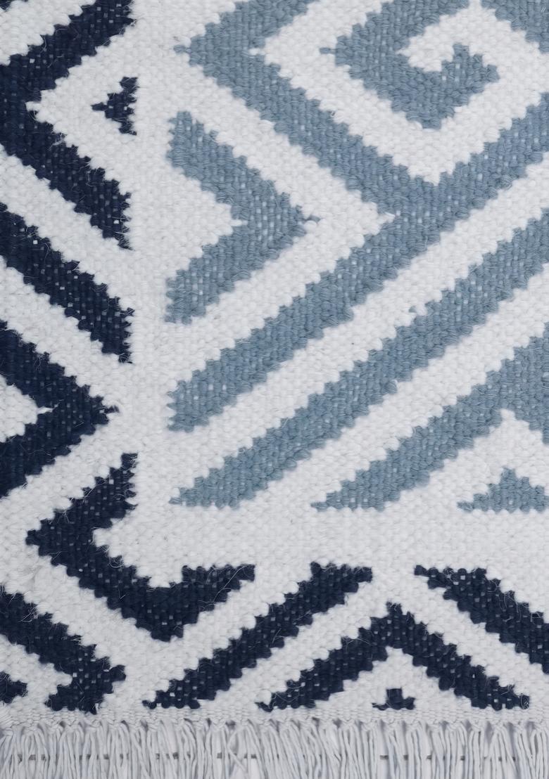 Saffron Rugs Flat Woven Blue Geometric Bohemian Rectangular Wool Area Rug - Indya