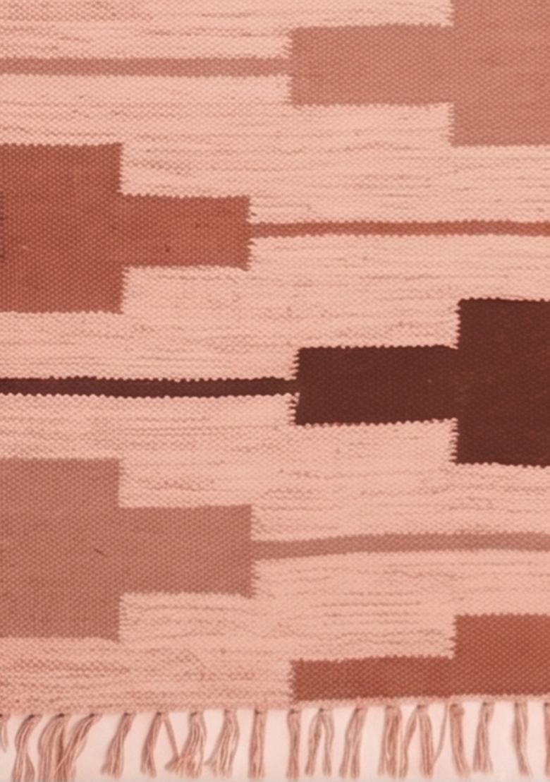 Saffron Rugs Flat Woven Dusty Pink Geometric Bohemian Rectangular Wool Area Rug - Indya