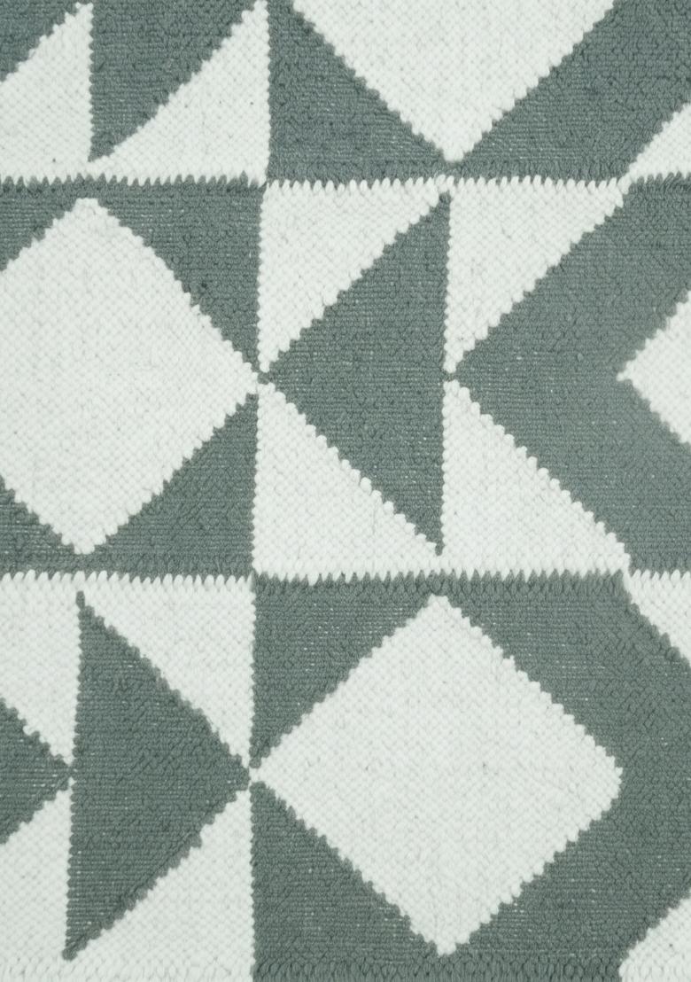 Saffron Rugs Flat Woven Sage Green Geometric Bohemian Rectangular Wool Area Rug - Indya