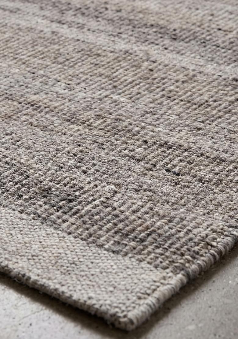 Saffron Rugs Hand Tufted Light Grey Solid Contemporary Rectangular Wool Area Rug - Indya