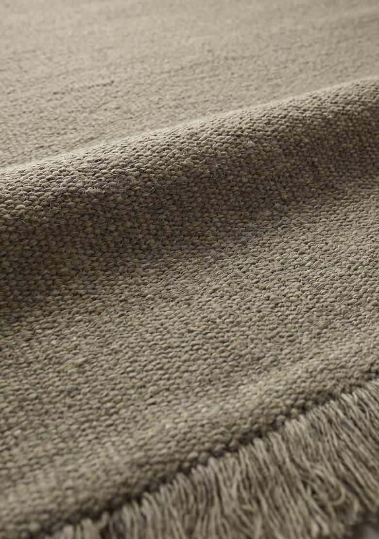 Saffron Rugs Flat Woven Olive  Scandinavian Rectangular Wool Area Rug - Indya