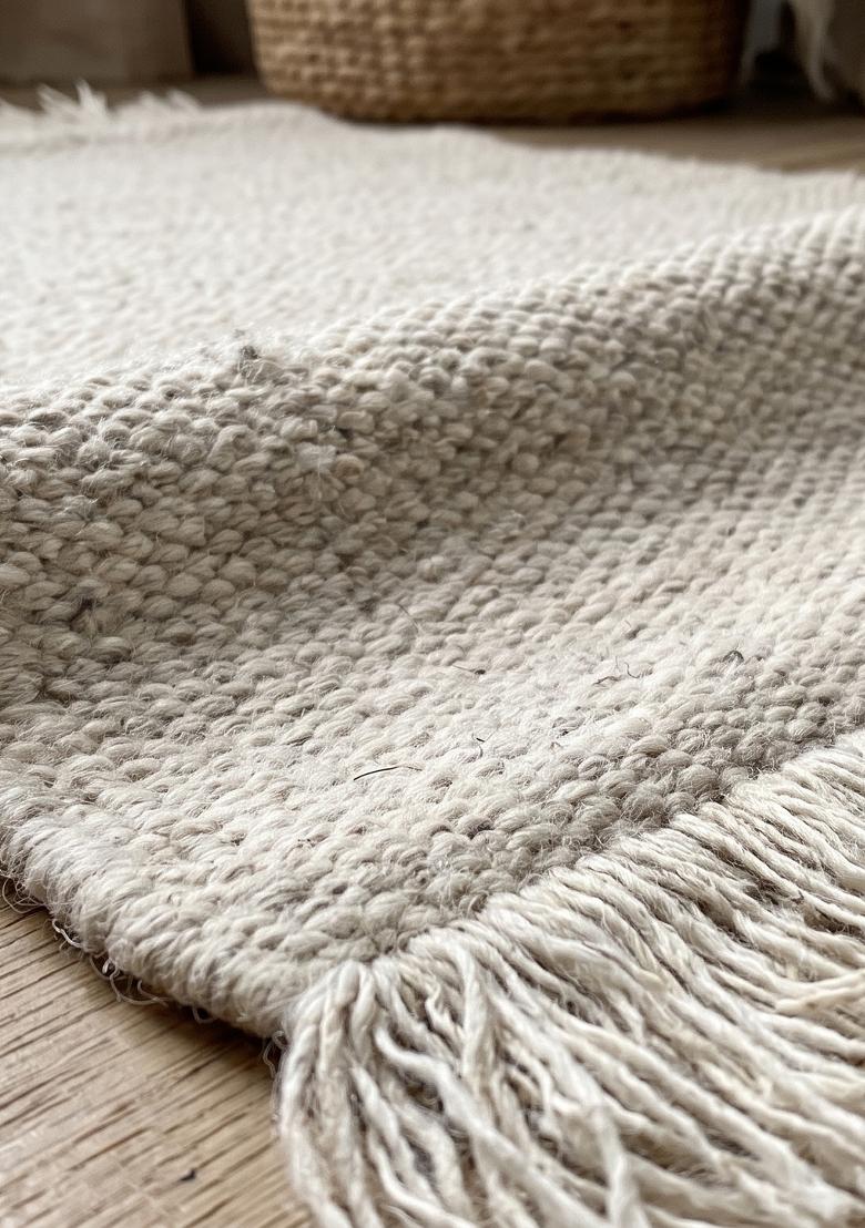 Saffron Rugs Flat Woven Cream 2  Scandinavian Rectangular Wool Area Rug - Indya