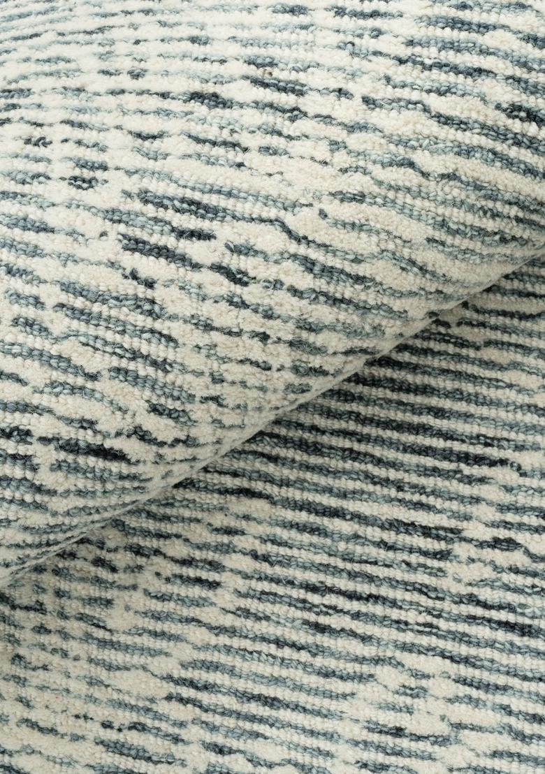 Saffron Rugs Hand Tufted Blue Grey Floral Contemporary Rectangular Wool Area Rug - Indya