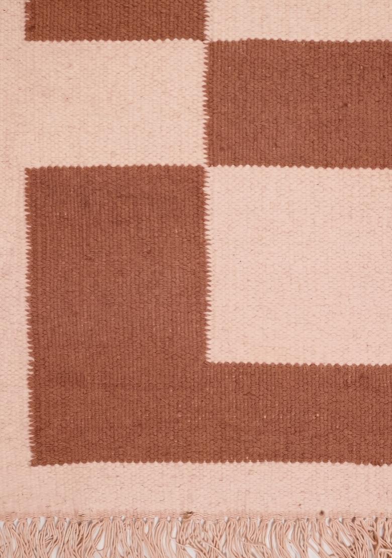 Saffron Rugs Flat Woven Terracotta Pink Checkered Contemporary Rectangular Wool Area Rug - Indya