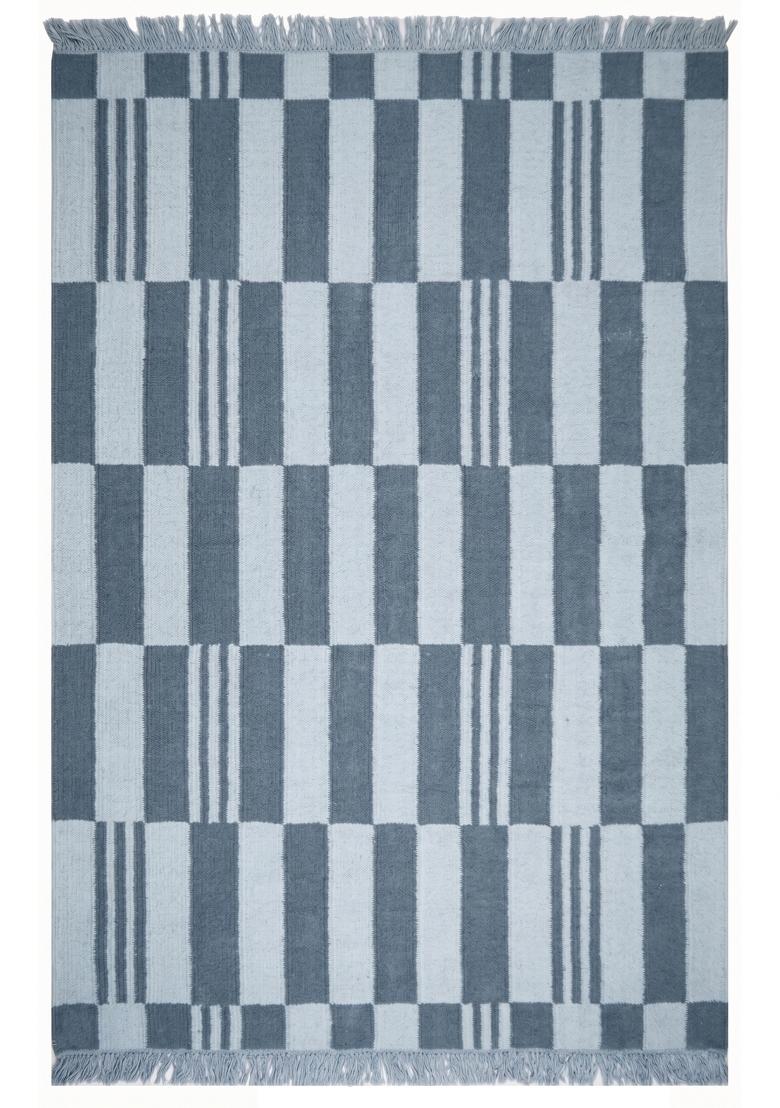 Saffron Rugs Flat Woven Slate Blue Checkered Scandinavian Rectangular Wool Area Rug - Indya