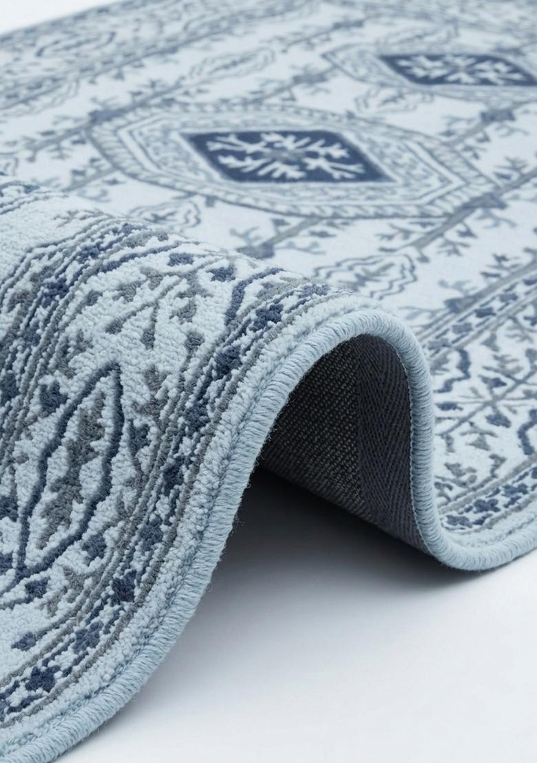 Saffron Rugs Hand Tufted Light Blue Grey Floral Classic Rectangular Wool Area Rug - Indya