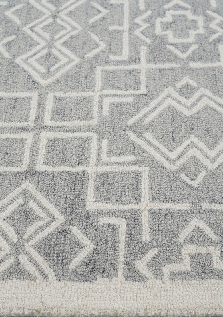 Saffron Rugs Hand Tufted Grey Geometric Moroccan Rectangular Wool Area Rug - Indya