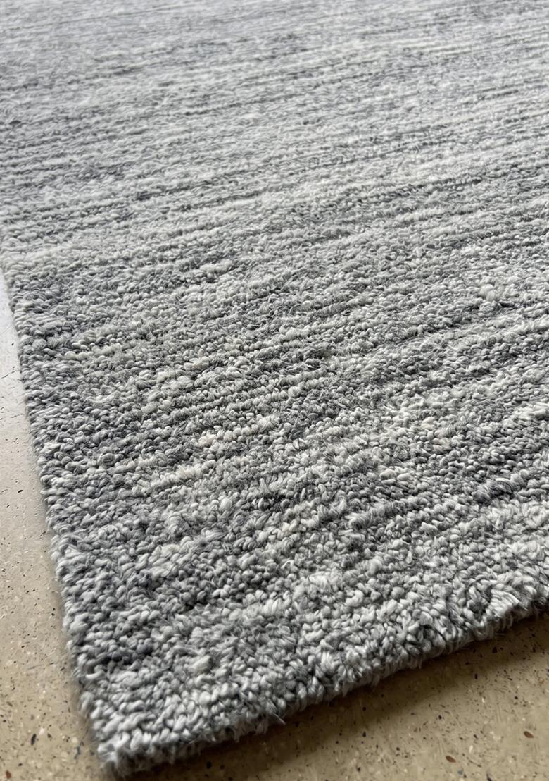 Saffron Rugs Hand Tufted Light Grey Solid  Oblong Wool Area Rug - Indya