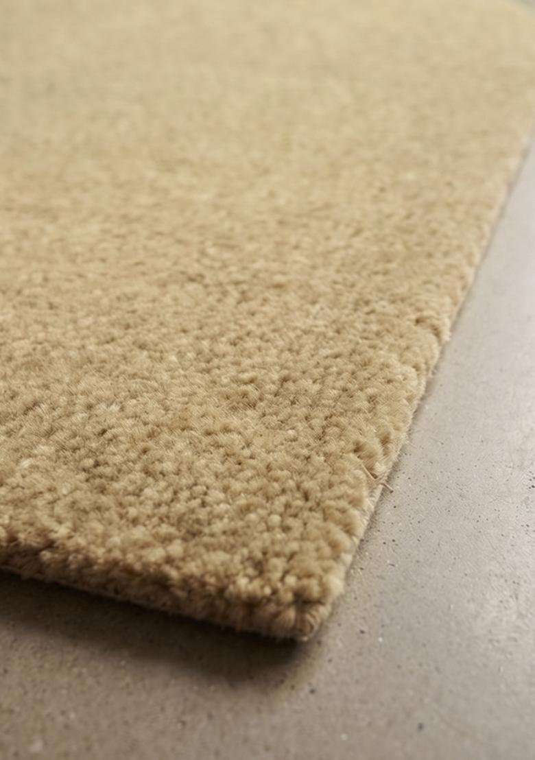 Saffron Rugs Hand Tufted Sandy Beige Solid  Oblong Wool Area Rug - Indya