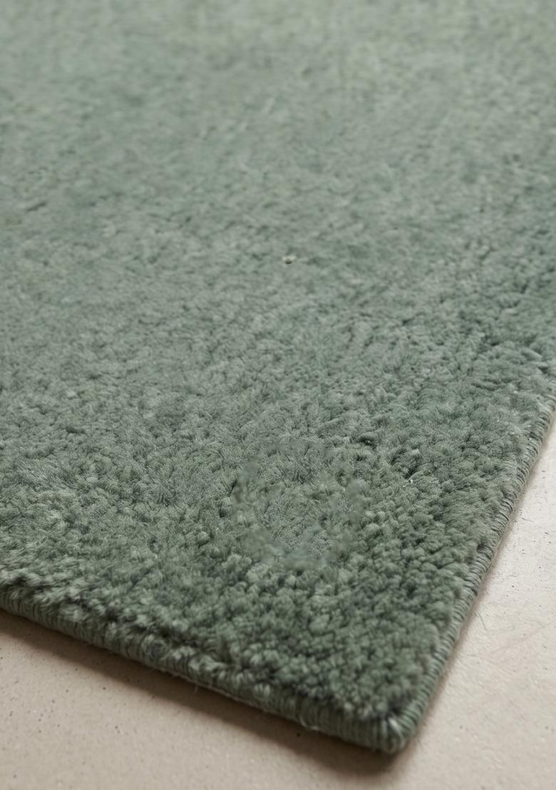 Saffron Rugs Hand Tufted Sage Green Solid  Oblong Wool Area Rug - Indya