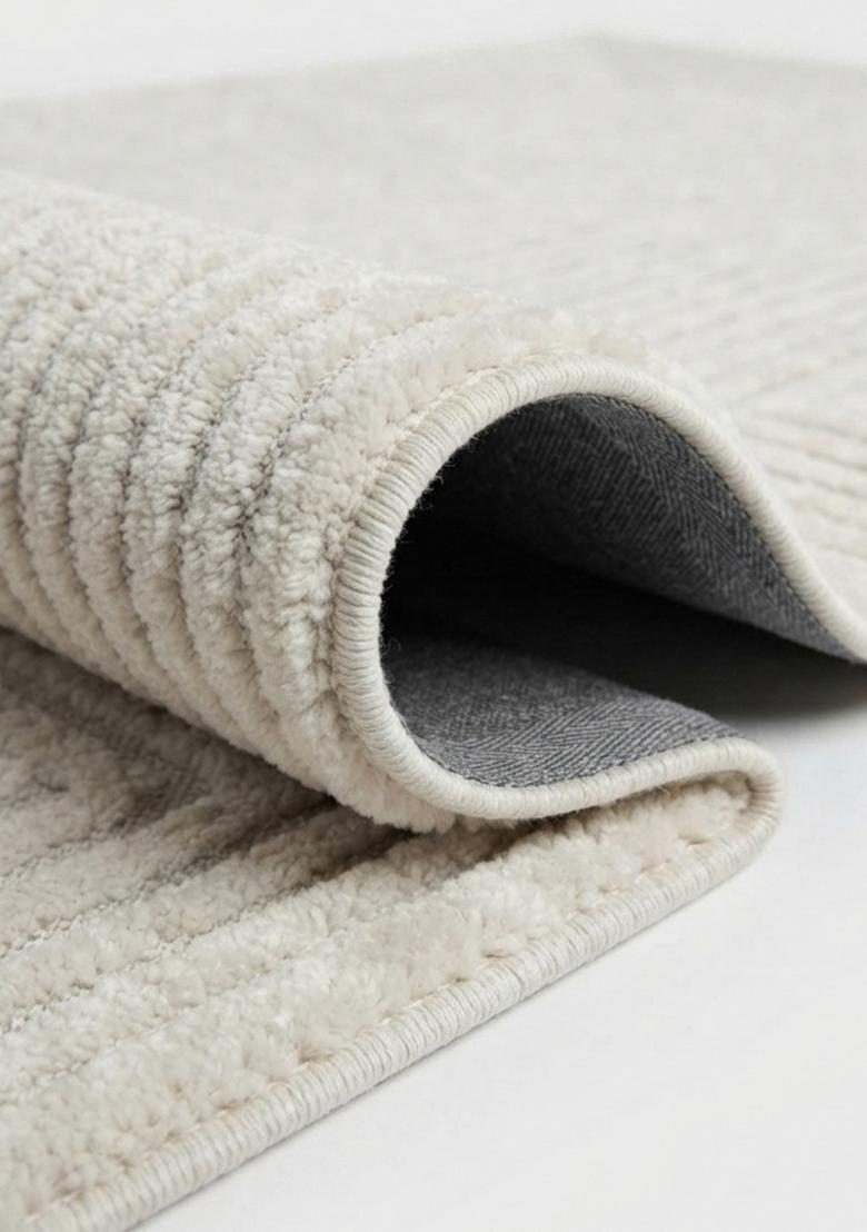 Saffron Rugs Hand Tufted Ivory Off-White Geometric  Rectangular Wool Area Rug - Indya