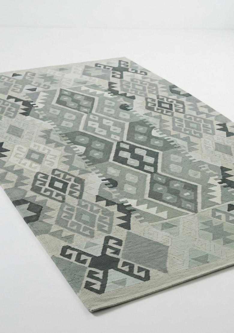 Saffron Rugs Hand Tufted Sage Grey Geometric  Rectangular Wool Area Rug - Indya