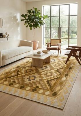 Saffron Rugs Hand Tufted Golden Yellow Geometric  Rectangular Wool Area Rug