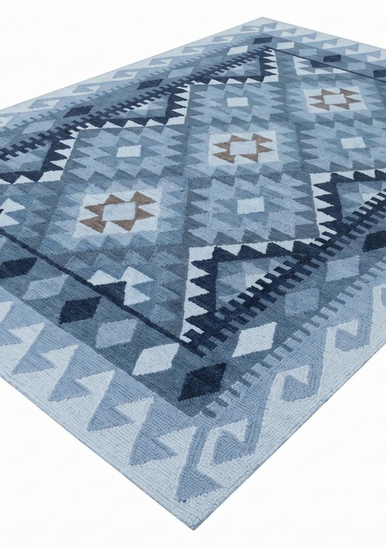 Saffron Rugs Hand Tufted Light Blue Geometric  Rectangular Wool Area Rug - Indya
