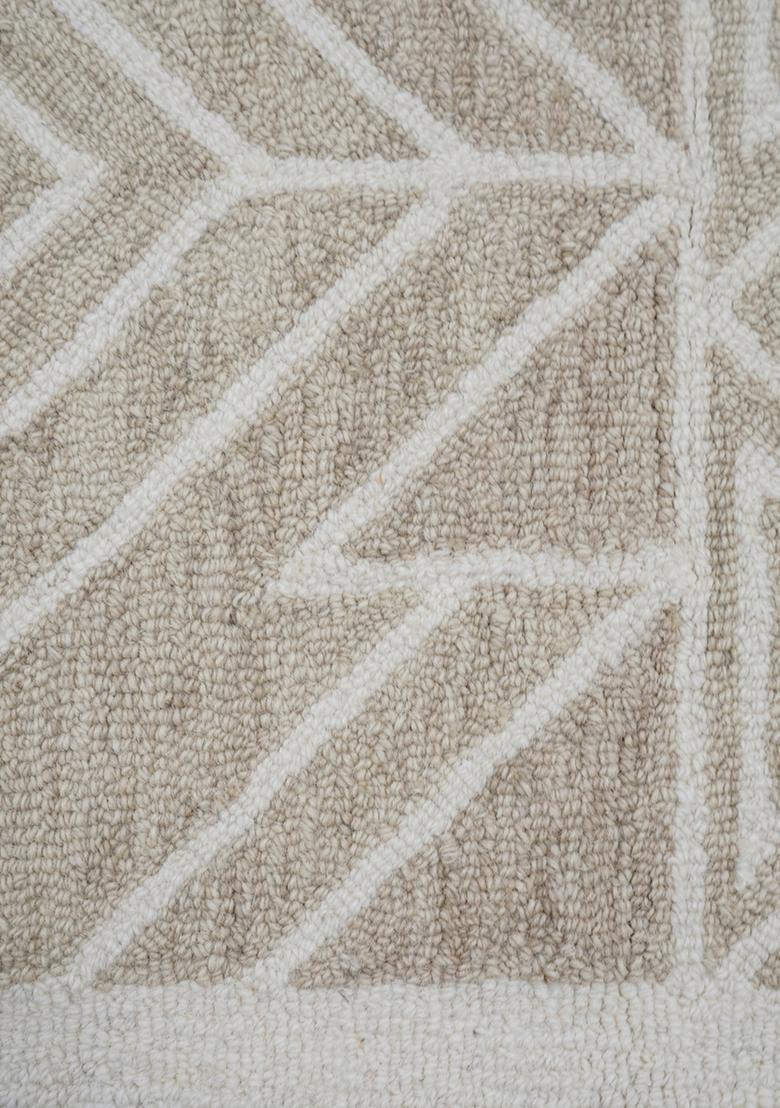 Saffron Rugs Hand Tufted Beige Geometric  Rectangular Wool Area Rug - Indya