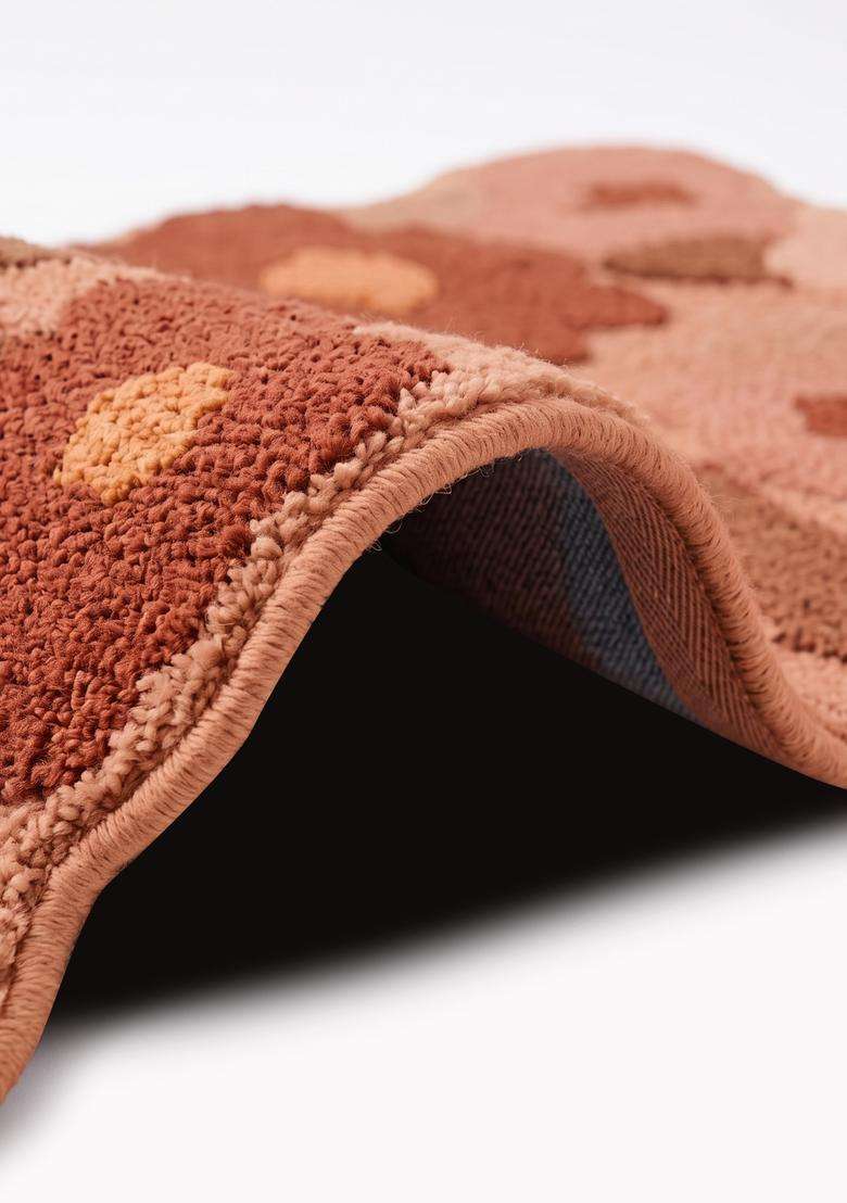Saffron Rugs Hand Tufted Cotton Bath Mat | Peach Coral Scalloped | Anti Slip Backing | Boho Floral Bathroom Rug - Indya