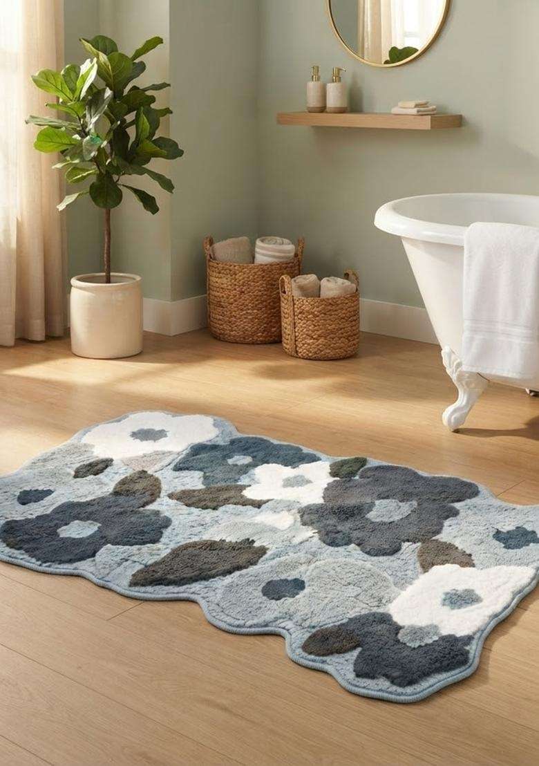 Saffron Rugs Hand Tufted Cotton Bath Mat | Light Blue Scalloped | Anti Slip Backing | Boho Floral Bathroom Rug - Indya