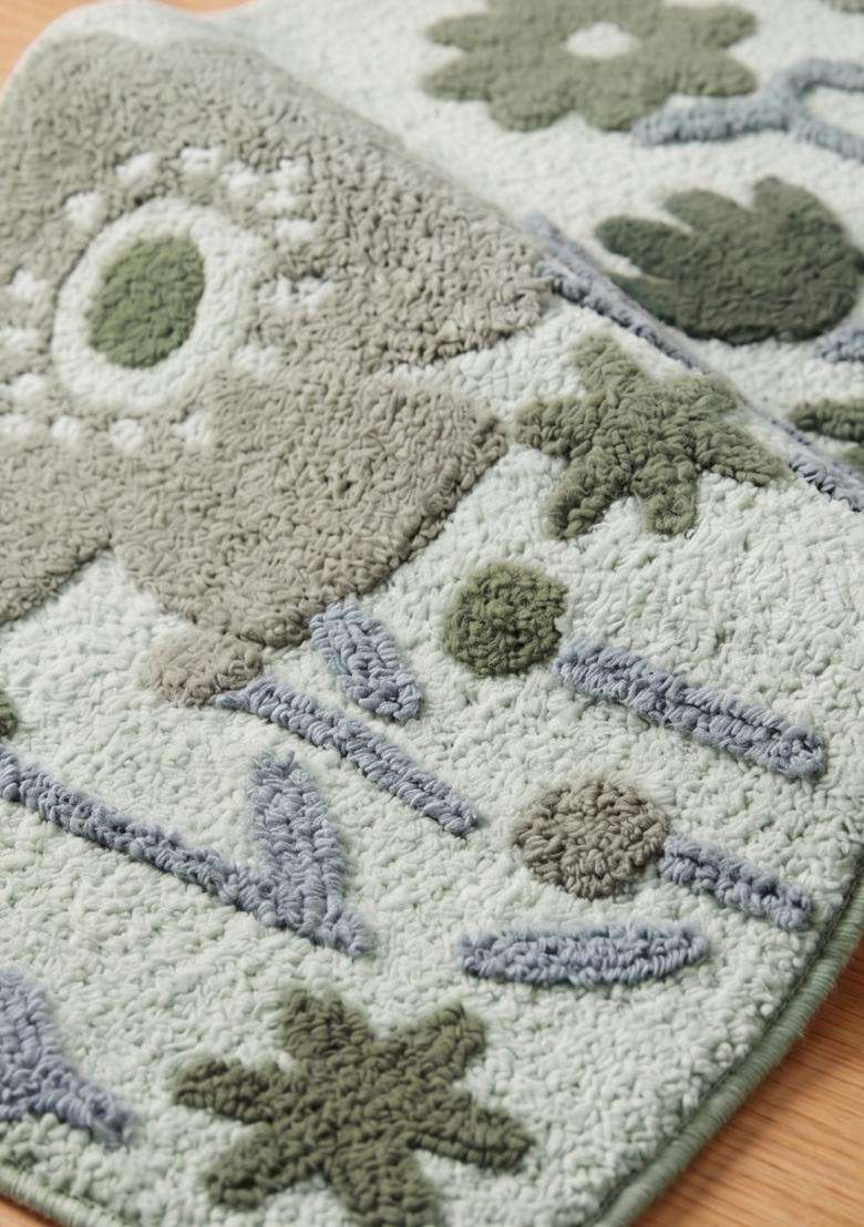 Saffron Rugs Hand Tufted Cotton Bath Mat | Sage Green Rectangular | Anti Slip Backing | Bohemian Floral Bathroom Rug - Indya
