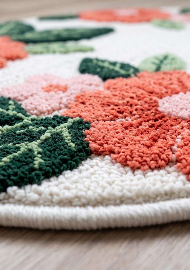 Saffron Rugs Hand Tufted Cotton Bath Mat | Coral Pink White Scalloped | Anti Slip Backing | Shabby Chic Floral Bathroom Rug - Indya