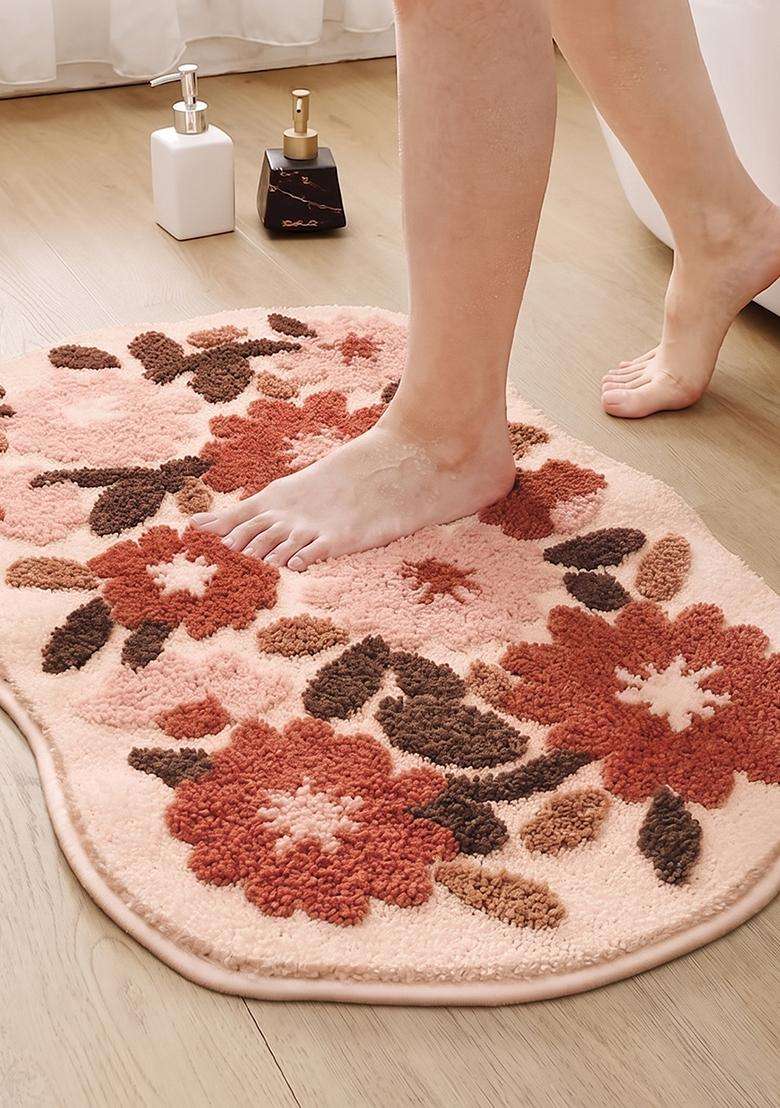 Saffron Rugs Hand Tufted Cotton Bath Mat | Blush Pink Scalloped | Anti Slip Backing | Shabby Chic Floral Bathroom Rug - Indya