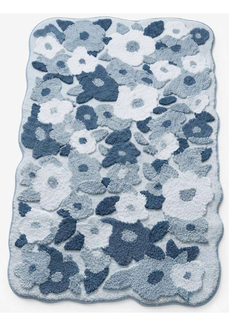 Saffron Rugs Hand Tufted Cotton Bath Mat | Dusty Blue Scalloped | Anti Slip Backing | Shabby Chic Floral Bathroom Rug - Indya